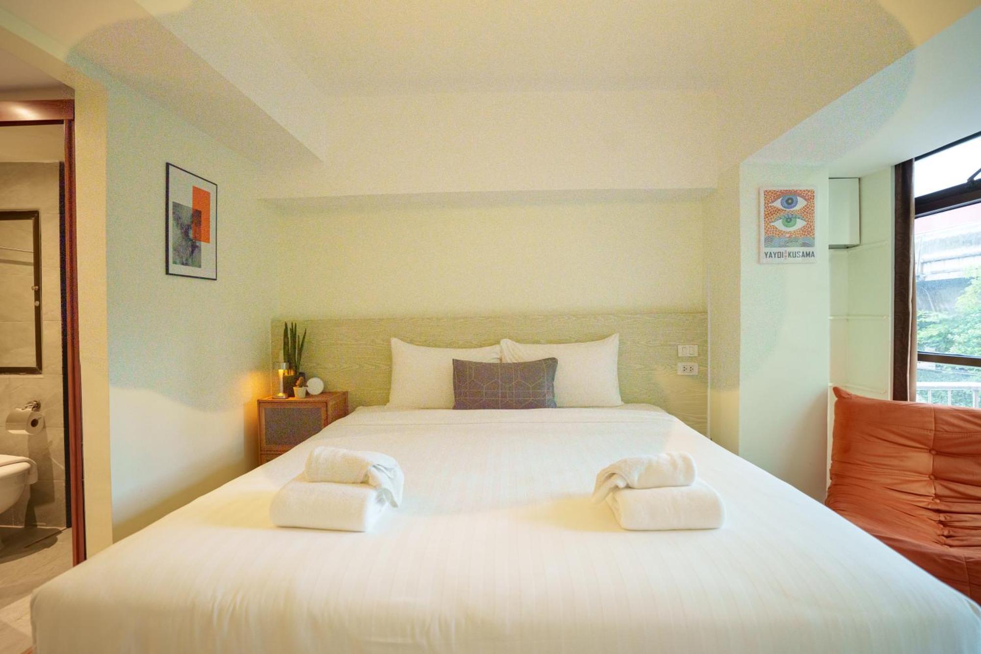 Gecko Eye Hotel Bangkok Luaran gambar