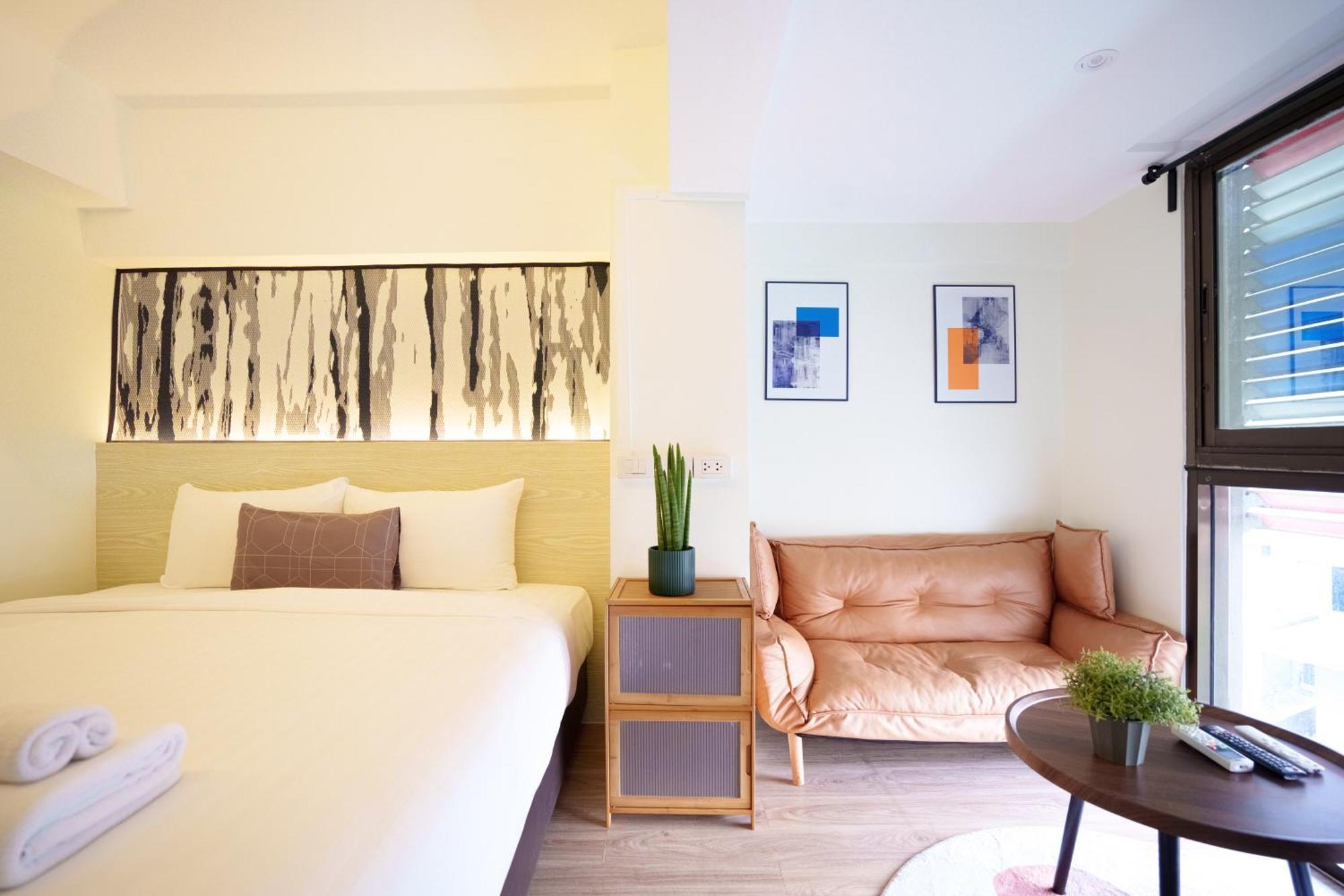 Gecko Eye Hotel Bangkok Luaran gambar